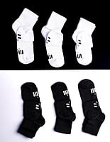 Black & White Offer  2 Medium Packs of 3 Short Pcs